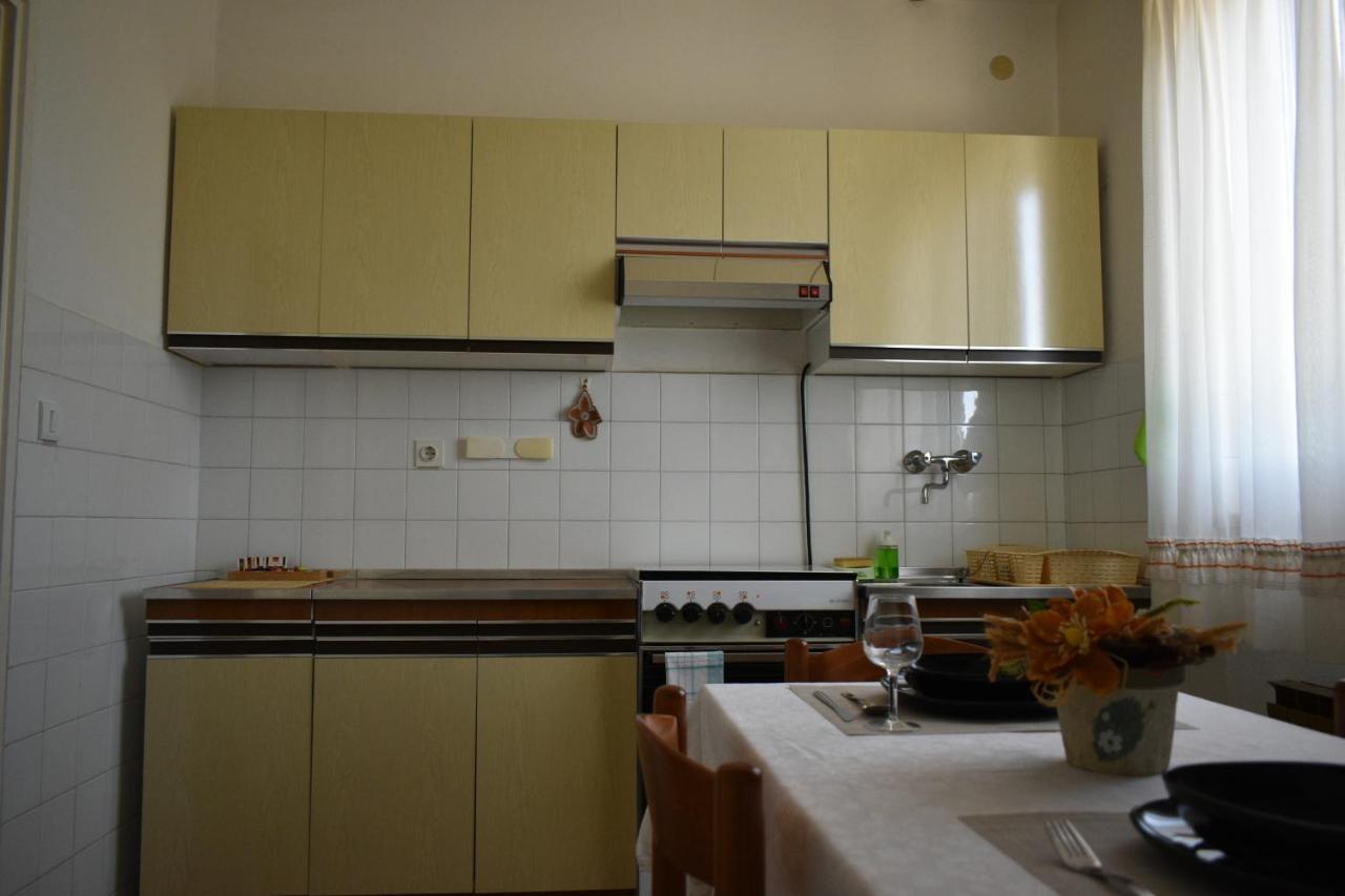 Apartmani Grejs Labin  Exteriör bild